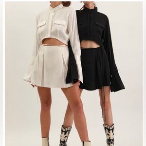 Onarin.Mr Mandarin Silk Skirt in Beige. Size XS